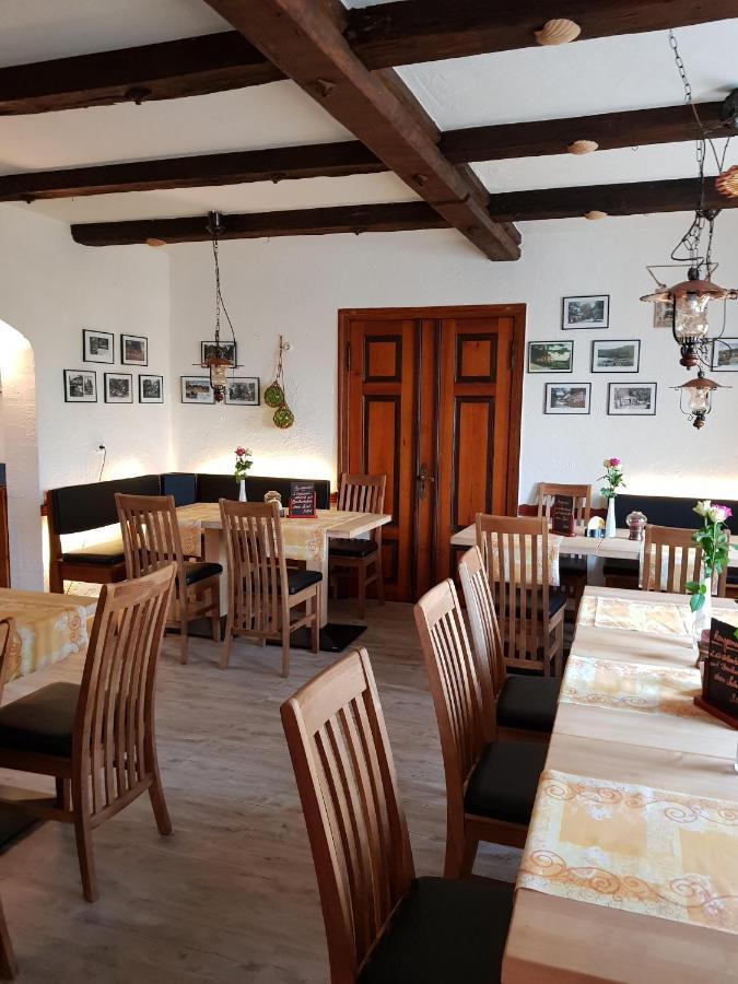 Gasthof Alte Fischerhuette Altfriesack ภายนอก รูปภาพ